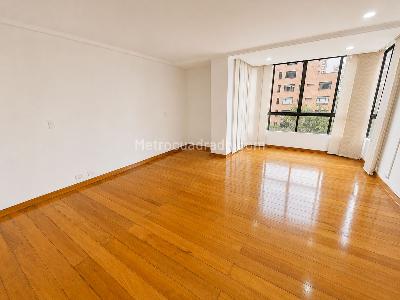 Apartamento de 3 alcobas en arriendo en Alejandria, Medellín, 220 m² · foto 1 de 20
