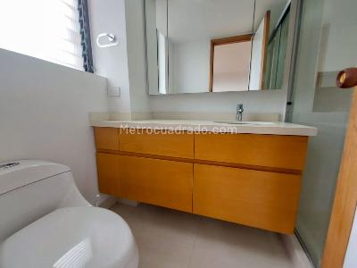 Apartamento de 3 alcobas en arriendo en Alejandria, Medellín, 220 m² · foto 3 de 20