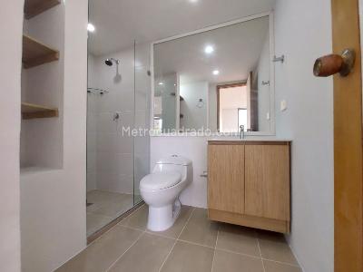 Apartamento de 3 alcobas en arriendo en Alejandria, Medellín, 220 m² · foto 10 de 20