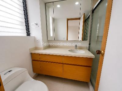 Apartamento de 3 alcobas en arriendo en Alejandria, Medellín, 220 m² · foto 16 de 20