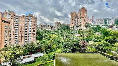 Apartamento de 3 alcobas en arriendo en Loma De San Julian, Medellín, 95 m² · foto 15 de 20