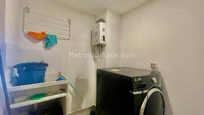 Apartamento de 3 alcobas en arriendo en Loma De San Julian, Medellín, 95 m² · foto 18 de 20
