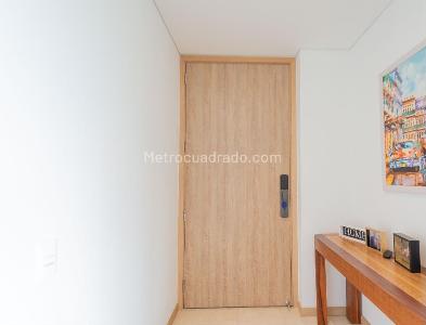 Apartamento de 3 alcobas en arriendo en Altos Del Poblado Cola Del Zorro, Medellín, 175 m² · foto 8 de 13