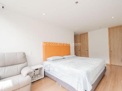 Apartamento de 3 alcobas en arriendo en Altos Del Poblado Cola Del Zorro, Medellín, 175 m² · foto 10 de 13