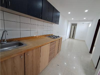 Apartamento en venta en Prado, Medellín · foto 2 de 12