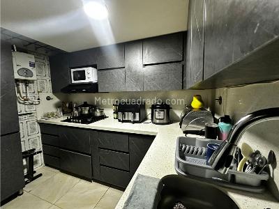Casa de 5 alcobas en venta en Santa Ana, Bello, 36 m² · foto 3 de 8