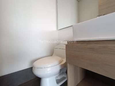 Apartamento de 1 alcoba en arriendo en Los Balsos, Medellín, 67 m² · foto 6 de 13