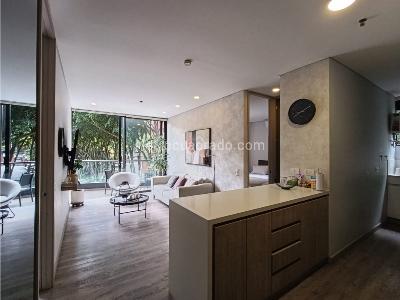 Apartamento de 2 alcobas en venta en Los Balsos N°1, Medellín, 72 m² · foto 2 de 16