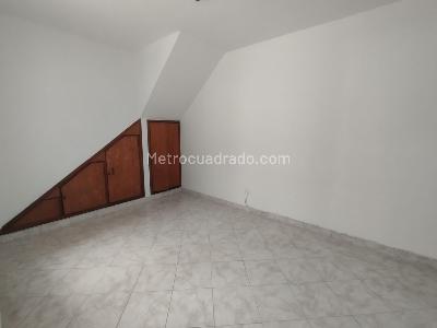 Casa de 5 alcobas en arriendo en San Marcos, Envigado, 180 m² · foto 12 de 15
