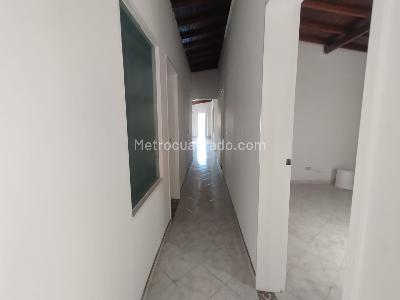 Casa de 5 alcobas en arriendo en San Marcos, Envigado, 180 m² · foto 14 de 15