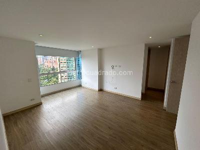 Apartamento de 3 alcobas en arriendo en El Tesoro, Medellín, 119 m² · foto 2 de 13