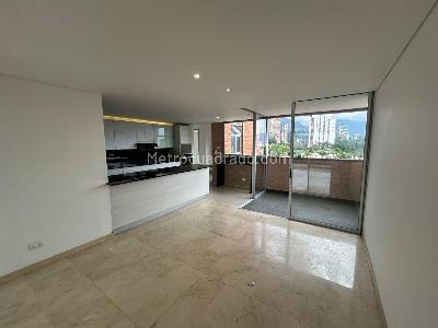 Apartamento de 3 alcobas en arriendo en El Tesoro, Medellín, 119 m² · foto 10 de 13