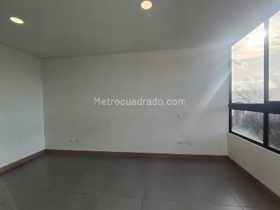 Apartamento de 2 alcobas en arriendo en El Tesoro, Medellín, 98 m² · foto 11 de 16