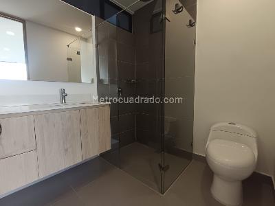 Apartamento de 2 alcobas en arriendo en El Tesoro, Medellín, 98 m² · foto 13 de 16