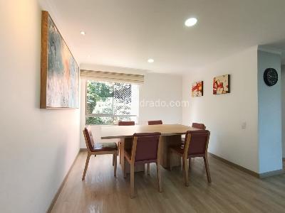 Apartamento de 3 alcobas en arriendo en El Tesoro, Medellín, 144 m² · foto 3 de 19