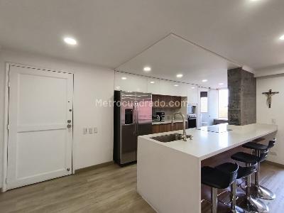 Apartamento de 3 alcobas en arriendo en El Tesoro, Medellín, 144 m² · foto 9 de 19