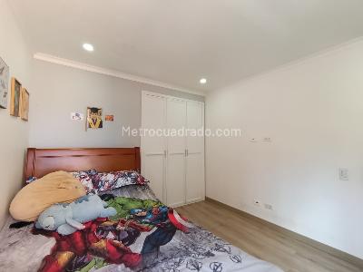 Apartamento de 3 alcobas en arriendo en El Tesoro, Medellín, 144 m² · foto 13 de 19