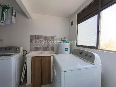 Apartamento de 3 alcobas en arriendo en El Tesoro, Medellín, 144 m² · foto 19 de 19