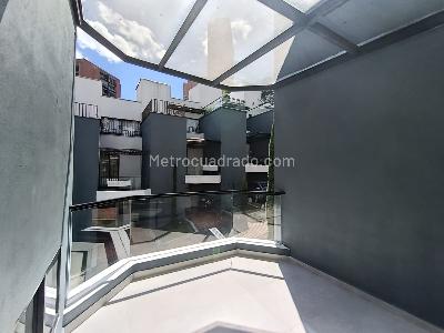 Casa de 3 alcobas en arriendo en El Tesoro, Medellín, 275 m² · foto 10 de 16