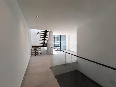 Casa de 3 alcobas en arriendo en El Tesoro, Medellín, 275 m² · foto 16 de 16