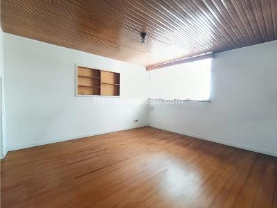 Casa en venta en Normandia, Bogotá · foto 10 de 16