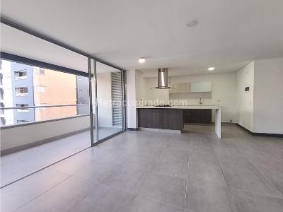 Apartamento de 3 alcobas en venta en Ciudad Del Rio, Medellín, 107 m² · foto 2 de 15