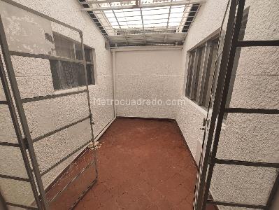 Casa de 5 alcobas en arriendo en Laureles Medellin, Medellín, 300 m² · foto 8 de 20