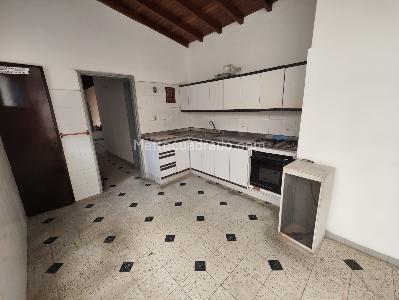 Casa de 5 alcobas en arriendo en Laureles Medellin, Medellín, 300 m² · foto 11 de 20