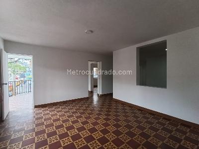 Apartamento de 4 alcobas en arriendo en Parque De Envigado, Envigado, 168 m² · foto 3 de 17