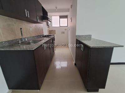 Apartamento de 2 alcobas en arriendo en Los Balsos, Medellín, 80 m² · foto 6 de 20