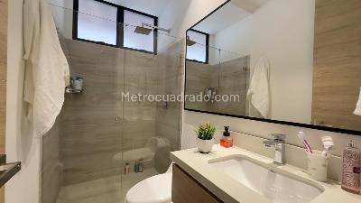 Apartamento de 3 alcobas en arriendo en Loma Del Escobero Envigado, Envigado, 120 m² · foto 11 de 16