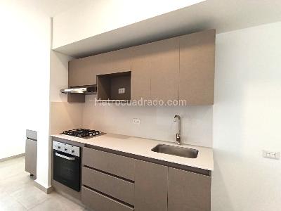 Apartamento de 3 alcobas en arriendo en Jardines, Envigado, 70 m² · foto 5 de 14