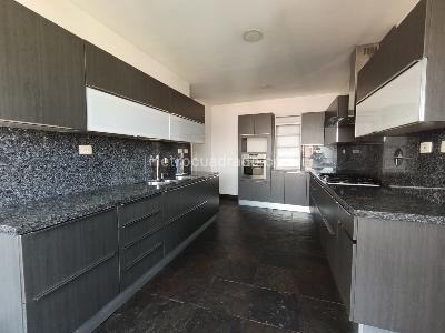 Apartamento de 3 alcobas en arriendo en Alejandria, Medellín, 262 m² · foto 6 de 20