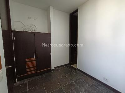 Apartamento de 3 alcobas en arriendo en Alejandria, Medellín, 262 m² · foto 10 de 20