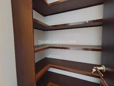 Apartamento de 3 alcobas en arriendo en Alejandria, Medellín, 262 m² · foto 13 de 20