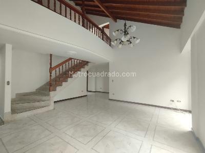 Apartamento de 4 alcobas en arriendo en El Portal, Envigado, 200 m² · foto 4 de 20