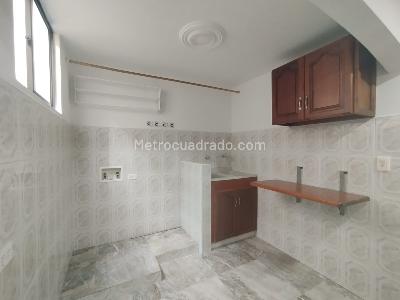 Apartamento de 4 alcobas en arriendo en El Portal, Envigado, 200 m² · foto 7 de 20