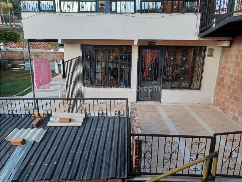 Casa – Pereira - Más