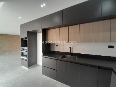 Apartamento de 3 alcobas en arriendo en Laureles Medellin, Medellín, 120 m² · foto 16 de 20
