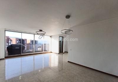 Apartamento de 3 alcobas en arriendo en Otra Parte, Envigado, 140 m² · foto 2 de 20
