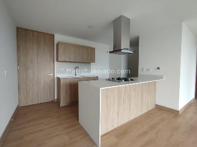 Apartamento de 3 alcobas en arriendo en El Porvenir Rio Negro, Rionegro, 89 m² · foto 4 de 16