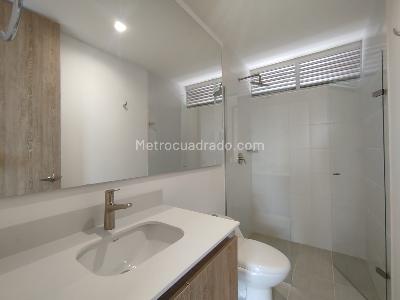 Apartamento de 3 alcobas en arriendo en El Porvenir Rio Negro, Rionegro, 89 m² · foto 7 de 16