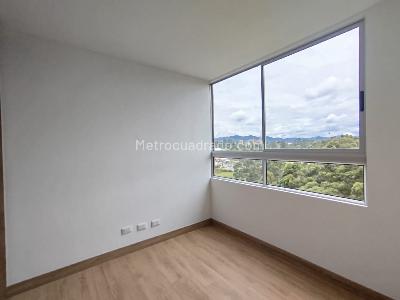 Apartamento de 3 alcobas en arriendo en El Porvenir Rio Negro, Rionegro, 89 m² · foto 13 de 16