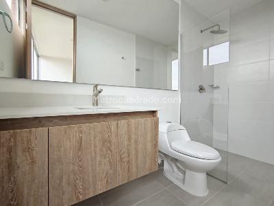 Apartamento de 3 alcobas en arriendo en El Porvenir Rio Negro, Rionegro, 89 m² · foto 16 de 16
