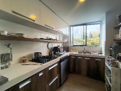 Apartamento de 3 alcobas en arriendo en San Lucas, Medellín, 134 m² · foto 3 de 16