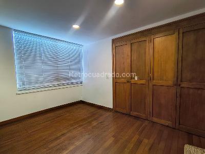 Apartamento de 3 alcobas en arriendo en San Lucas, Medellín, 134 m² · foto 10 de 16