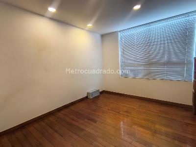 Apartamento de 3 alcobas en arriendo en San Lucas, Medellín, 134 m² · foto 15 de 16