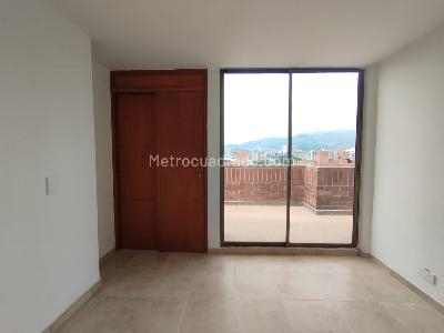 Apartamento de 4 alcobas en arriendo en Laureles Medellin, Medellín, 240 m² · foto 3 de 20
