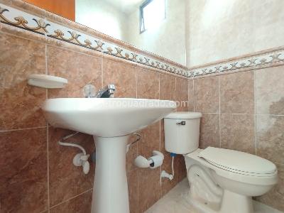 Apartamento de 4 alcobas en arriendo en Laureles Medellin, Medellín, 240 m² · foto 4 de 20