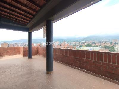 Apartamento de 4 alcobas en arriendo en Laureles Medellin, Medellín, 240 m² · foto 7 de 20